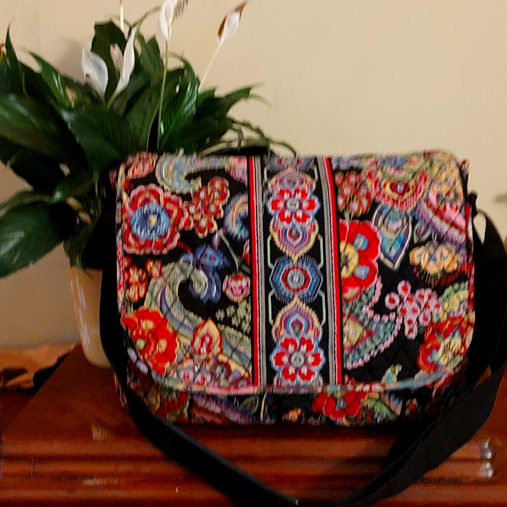Vera Bradley Quilted Messenger Bag in Symphony in Hue Pattern